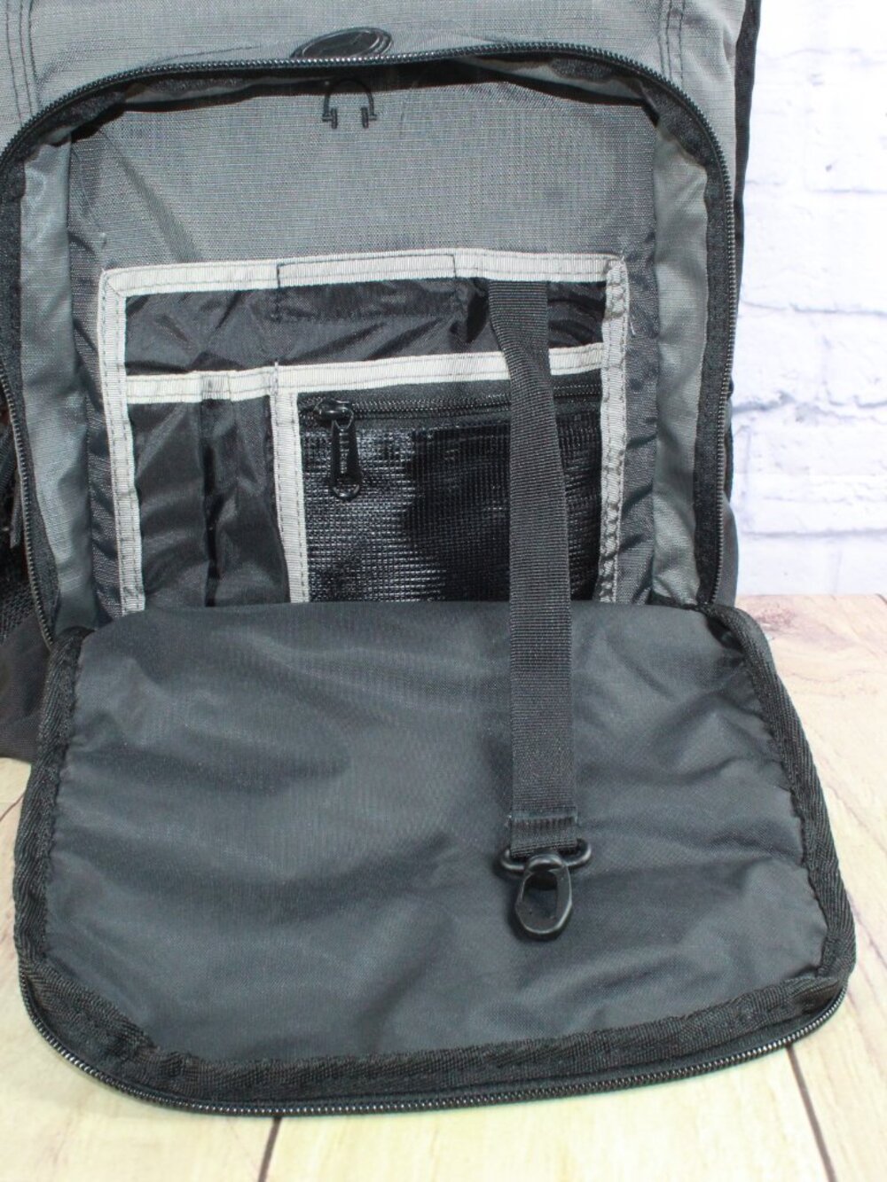 LL Bean Adult Unisex Super Deluxe Book Pack 41L School Travel Backpack Gray - Picture 8 of 13